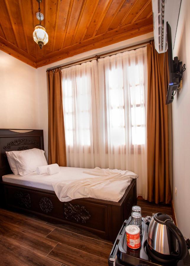 Standard Single Room,1298661856:JPEG