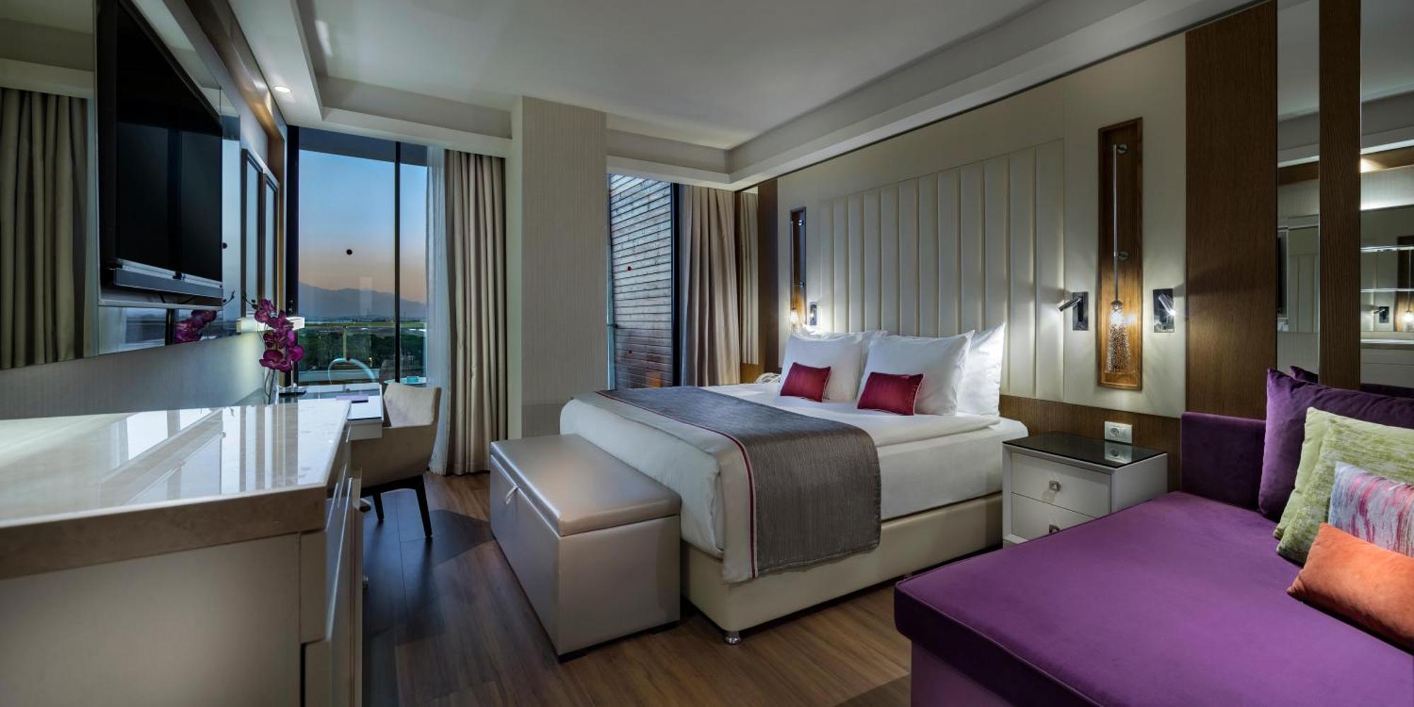 Family Suite Land View