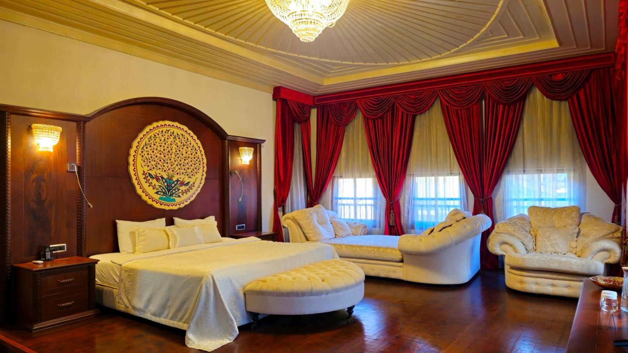 Ottoman Suite