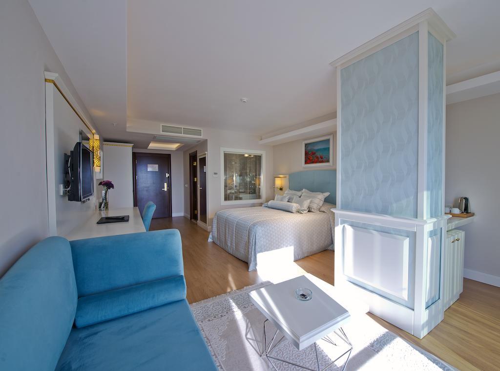 Deluxe Room Sea View