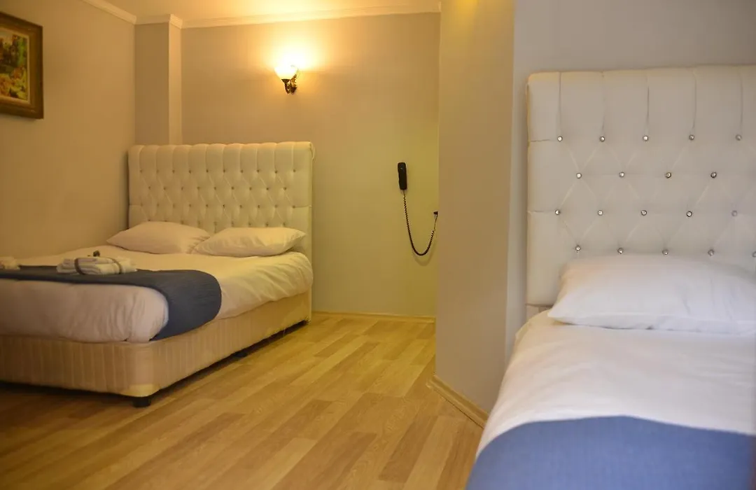 Pure Diamond Hotel-1
