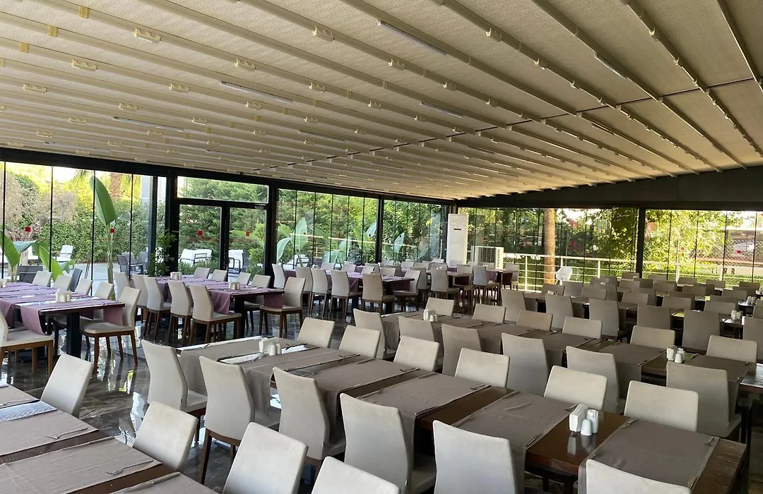 B Business Hotel & Spa-1
