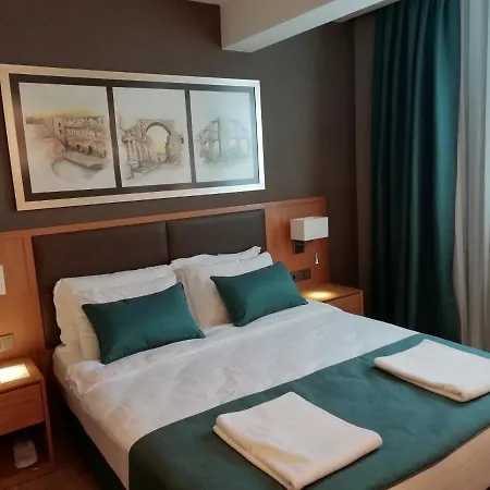 Pukka Hotel-3