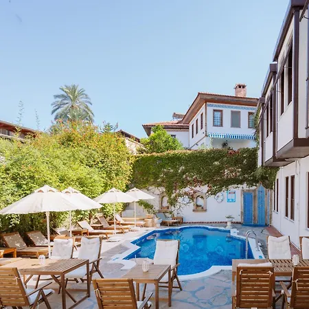 Aspen Hotel Kaleiçi-2
