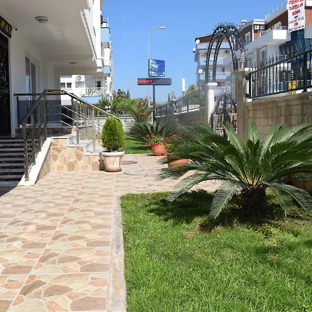 Gueden-Pearl Apart Hotel , Grosse Apartments Mit Kueche , Privater Strand , Ausgezeichnetes Fruehstueck-3